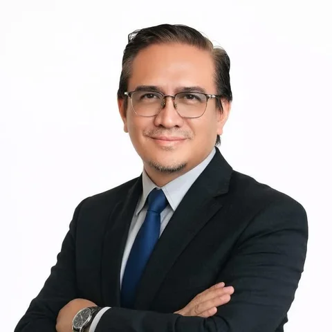 Gambar Dr Alizi Alias